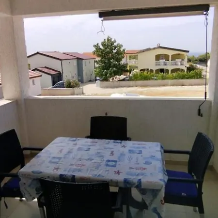 Natasa Apartamento *