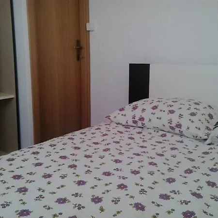 Apartamento Natasa *