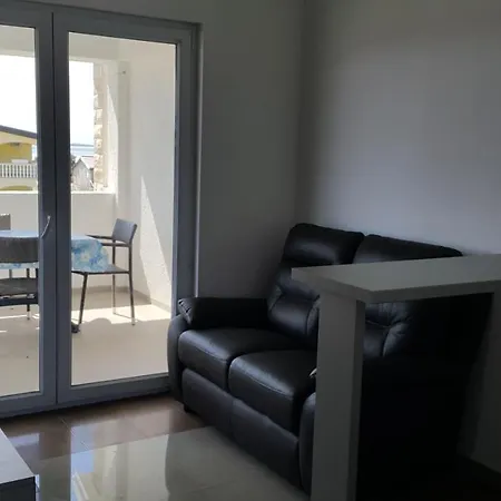 Apartamento Natasa Vir