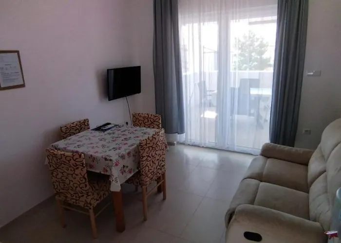 Apartamento Natasa *