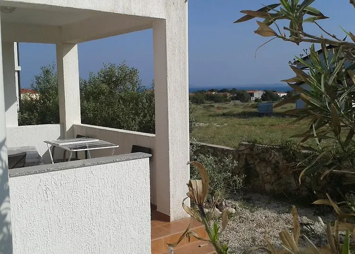 Apartamento Natasa Vir