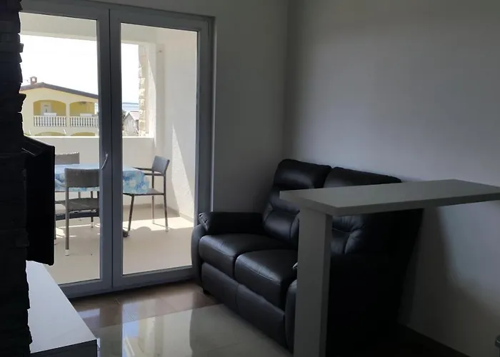 Apartamento Natasa Vir
